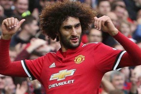 王者在线入口 -曼联内部会议纪要流出：集结日门线救险，中超使命明确，更衣室氛围转暖 