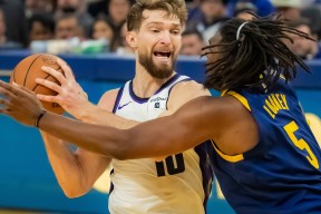 王者kpl竞猜平台 -关于印第安纳步行者训练开放日，清晨篮板制胜引欢呼，全明星赛在即，阵容厚度经受考验的信息