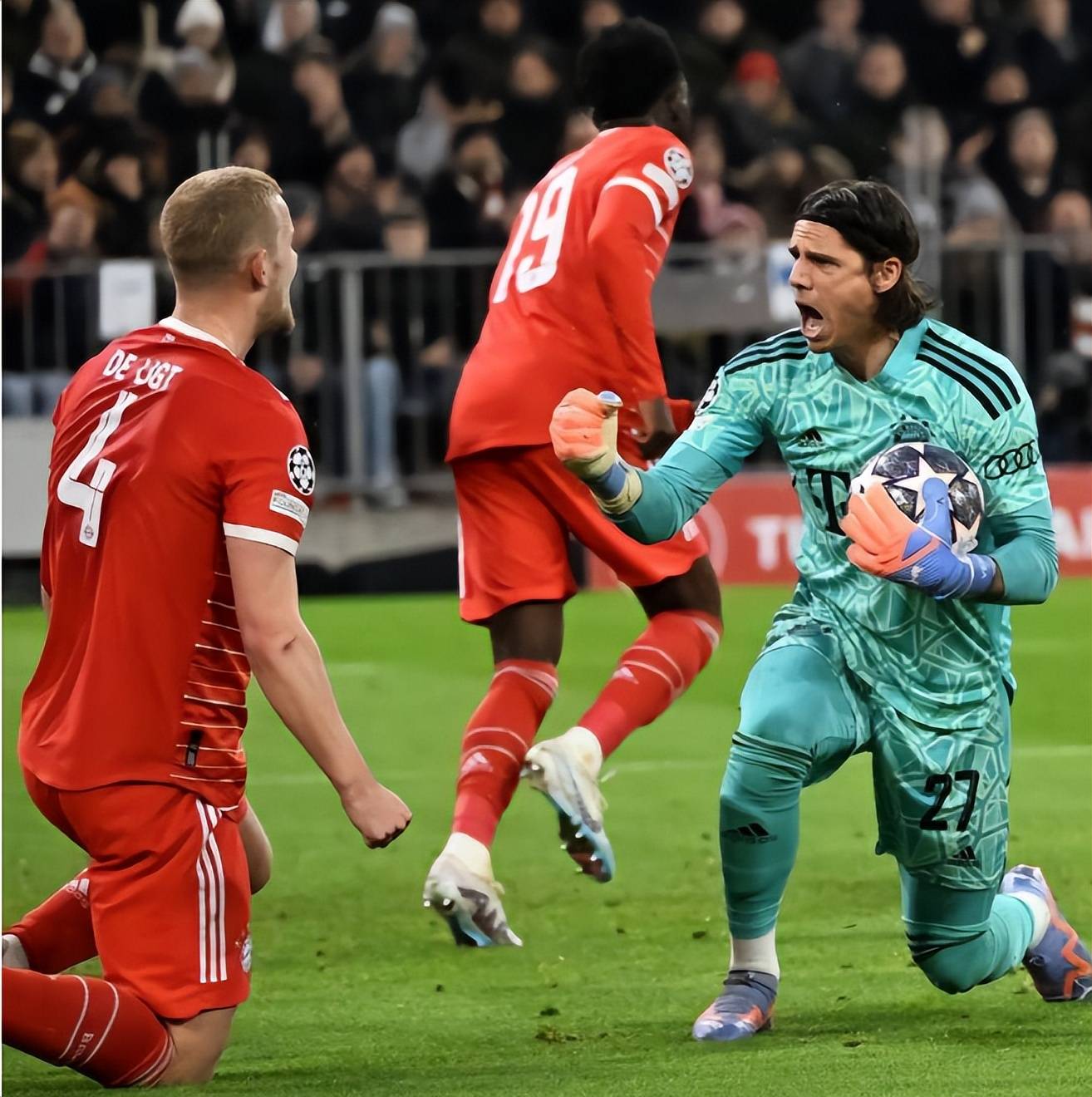 包含太狠了！Rookie在MAD比赛中惊艳表现俄克拉荷马雷霆围绕法国杯门线救险，加时末段法兰克福调整名单以备英超的词条